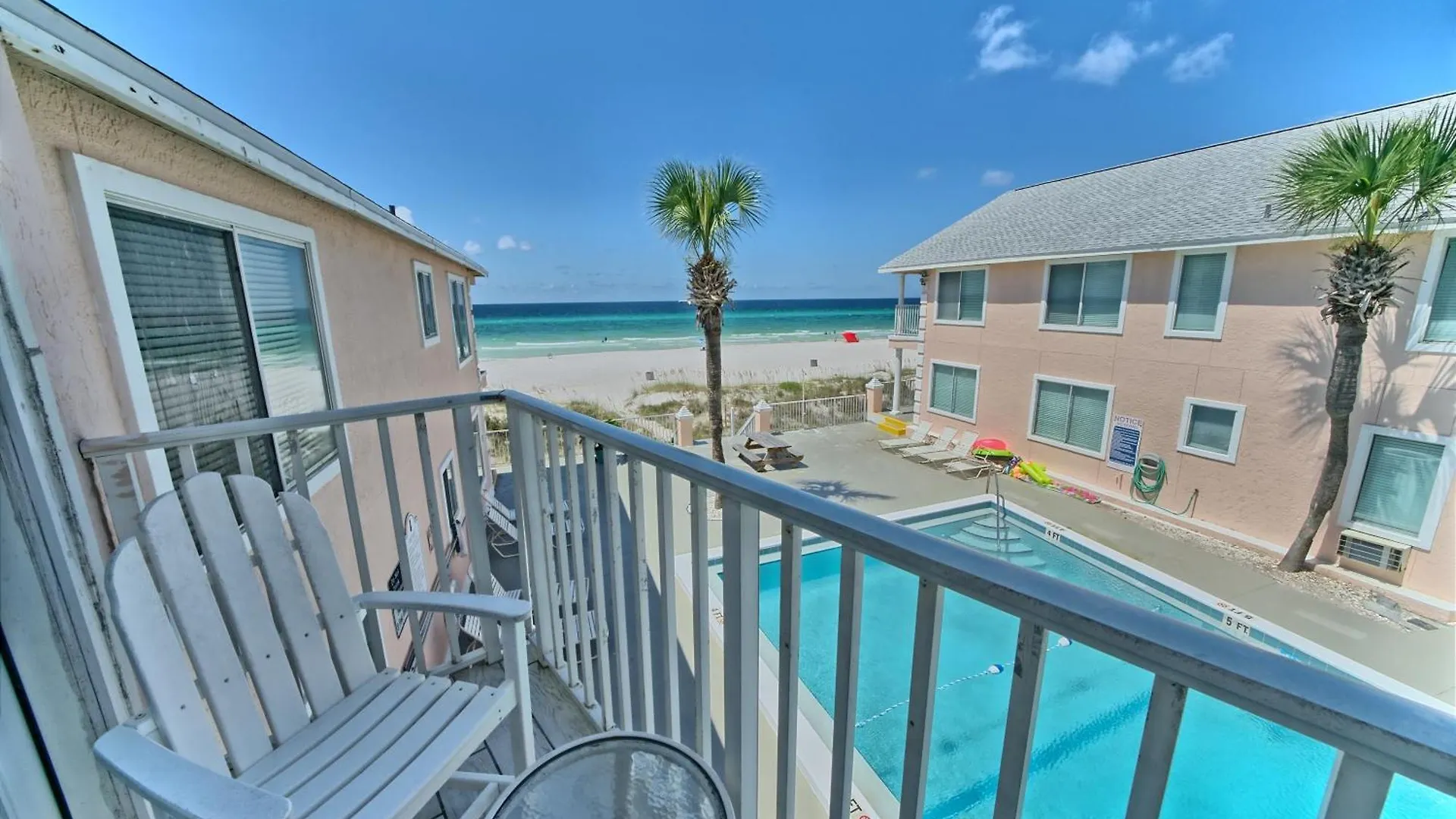 Pineapple Villas Laguna Beach